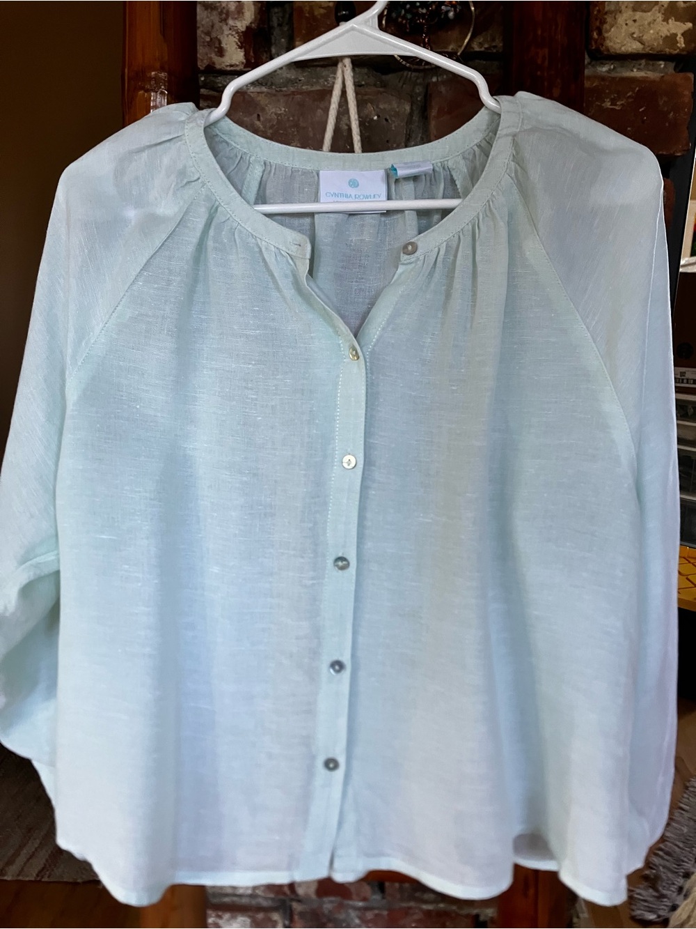 Cynthia Rowley 100% Linen Blouse Raglan Long Sleeve Gathered Mint Ice Blue M